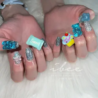 ネイル ibee nail 🤍yumiのネイルデザイン