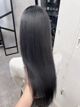 ロング カラー ムラの出ない艶カラー レイヤーカット千葉のヘアスタイル