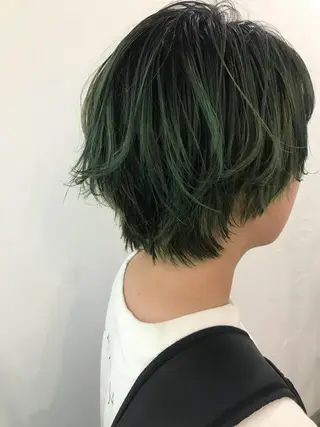 カラー 💓パーマ，💗 レイヤーカットのヘアスタイル