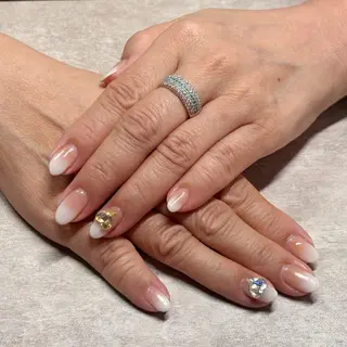ネイル BeautifulA 🌈🍭💜のネイルデザイン