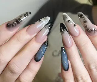 ネイル エリ🫧 nail池袋東口のネイルデザイン