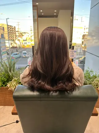 ロング カラー ashiato mizukiのヘアスタイル
