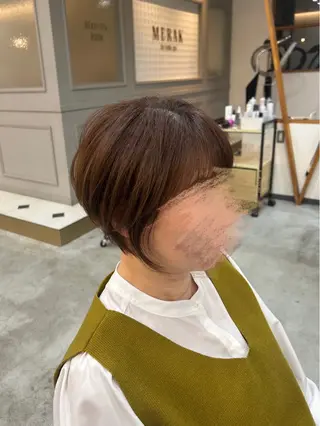 ショート 中村 仁美のヘアスタイル