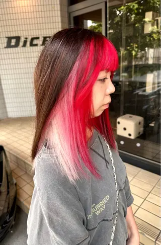 ミディアム カラー タカツド ユウキのヘアスタイル