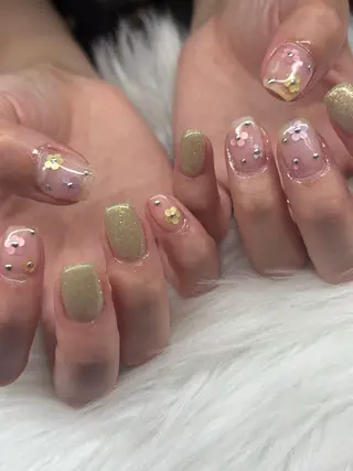 ミディアム aoz asukaのネイルデザイン
