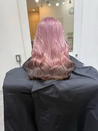 ミディアム andKおもろまち店 艶ダブルカラー✨のヘアスタイル