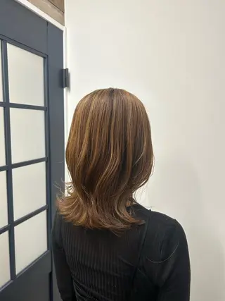 ミディアム ナナミ-YUCCA モデル様募集中のヘアスタイル