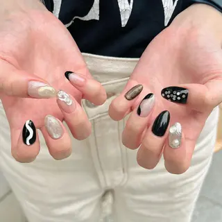 ネイル i+ söpö .nのネイルデザイン