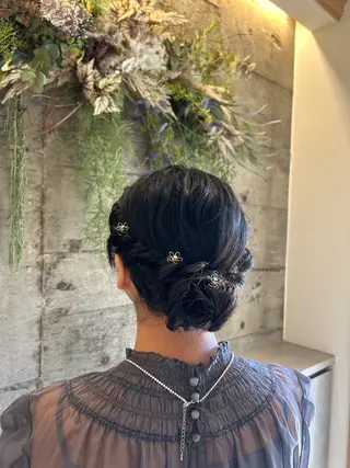 セミロング ヘアアレンジ MAISON ema 🩵笹野 希里香のヘアスタイル