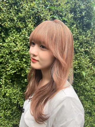 セミロング カラー 髪質改善 makiuchiのヘアスタイル