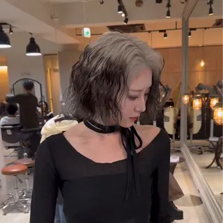 ミディアム カラー 💜ハイトーン💛 マジカルかいちゃんのヘアスタイル