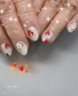ネイル elu .rhのネイルデザイン