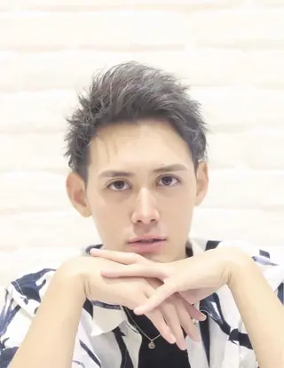 ショート カラー メンズ 田中 孝典のヘアスタイル