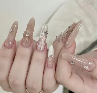 ネイル エリ🫧 nail池袋東口のネイルデザイン