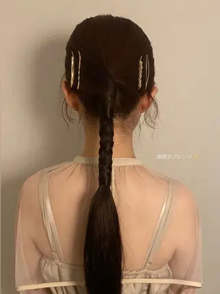 ロング ヘアアレンジ moe🎀 透明感♡似合わせのヘアスタイル
