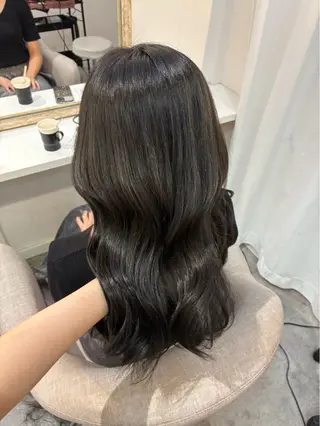 ロング 西山 るいのヘアスタイル