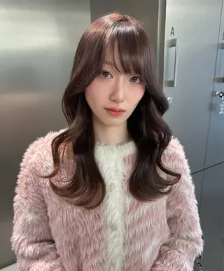 セミロング カラー 透明感カラー/酸性 ストレート mikaのヘアスタイル