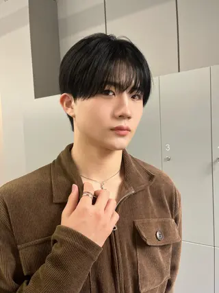 メンズ アイカ🐺 メンズ韓国ヘアのヘアスタイル