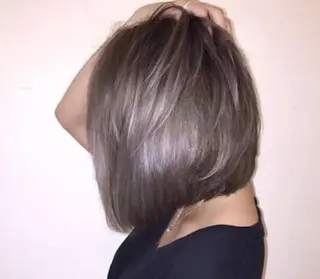 ショート カラー オイカワ ルウのヘアスタイル
