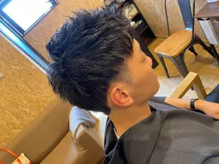 メンズ JowA✂︎ 目片夏実のヘアスタイル