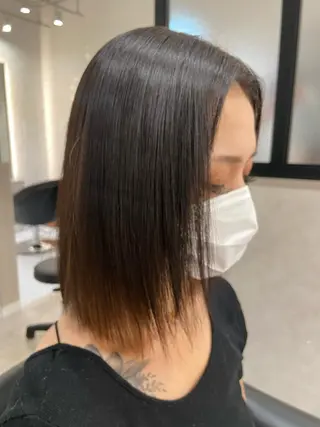 ミディアム カラー ツバサ 髪質改善のヘアスタイル