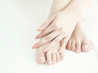 ネイル Bianca 大宮 MOEKAのネイルデザイン