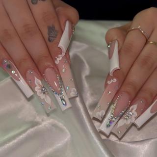ネイル Nova Nail Nippon 店のネイルデザイン