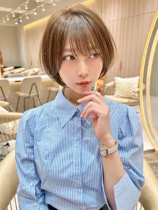 ショート カラー 美髪縮毛矯正✨🫧 レイヤー川村利幸のヘアスタイル