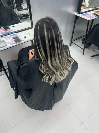 ロング 大人GAL製造機/カ ラー×エクステゆいとのヘアスタイル