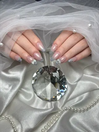 ネイル Yuna 𝝑𝝔*.+゚のネイルデザイン