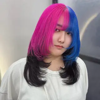セミロング カラー Ren. 🦋デザインカラーのヘアスタイル