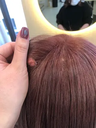 カラー 深見 真由のヘアスタイル