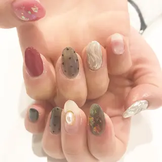 ネイル 板垣 綾乃のネイルデザイン