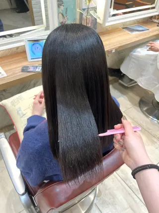 セミロング カラー 髪質改善🫧艶カラー ✨エクステ🎀しゅりのヘアスタイル