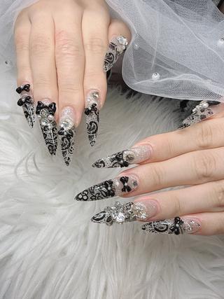 ネイル Lee Nailsのネイルデザイン