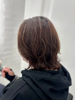 ミディアム パーマ 髪質改善🫧艶カラー 🫧💙佐藤真優のヘアスタイル
