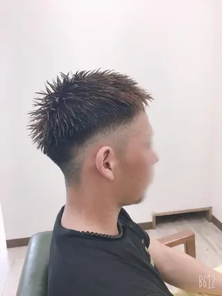 ショート カラー メンズ 長塚 翔也のヘアスタイル