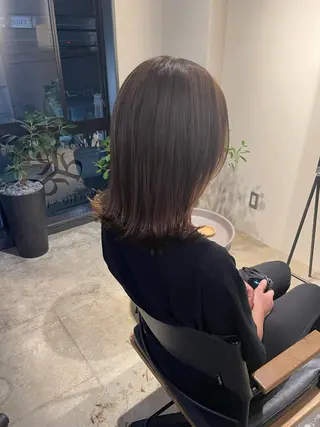 ミディアム カラー RHAIRSALON 西山梓のヘアスタイル