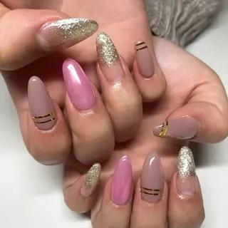 ネイル アトリエハーロウ sakuraのネイルデザイン