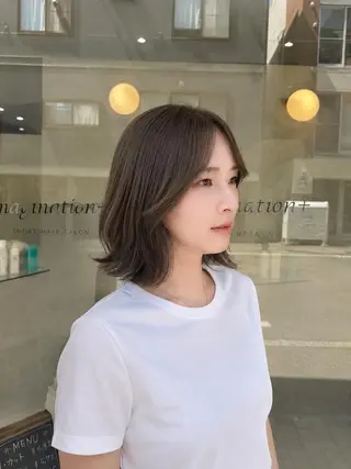 カラー 韓国ヘアケアブリーチ 莉奈のヘアスタイル