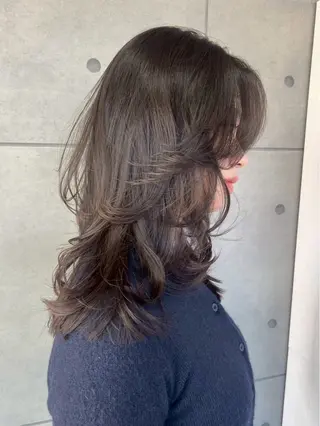 カラー 透明感・艶カラー 🩵miaのヘアスタイル