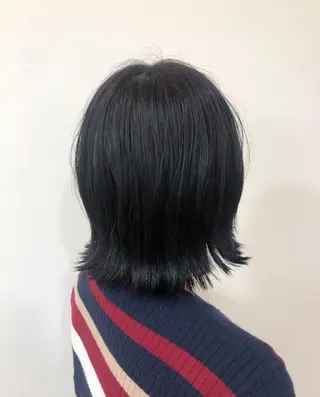 ミディアム 渡辺 リオのヘアスタイル