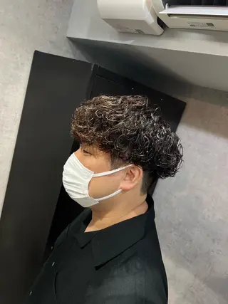 ショート パーマ特化美容師 佐藤壮流のヘアスタイル