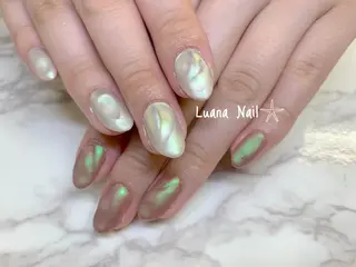 ネイル BeauJu by Luana Nailのネイルデザイン