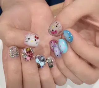 ネイル エリ🫧 nail池袋東口のネイルデザイン