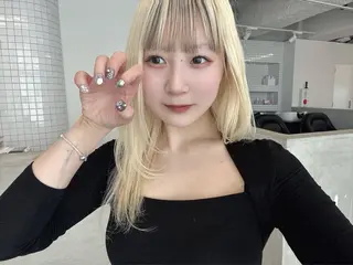 ロング カラー ハイトーン/ カラー/めい🎀のヘアスタイル