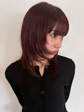 ミディアム 山下 夏季のヘアスタイル