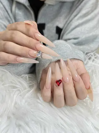 ネイル Eli Muse 新宿ネイルのネイルデザイン