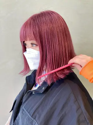 ショート カラー 石木 美緒奈のヘアスタイル
