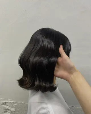 ミディアム 🧸艶髪ハイトーン 🍪chan🍯のヘアスタイル